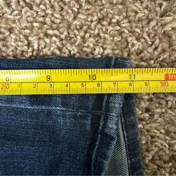 J Brand Dita High Rise Denim Summer Shorts in Luna Dark Wash Size 26 - Picture 9 of 9